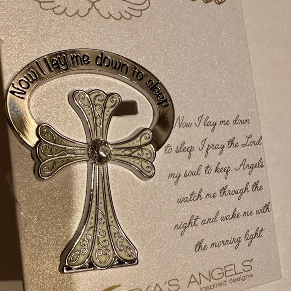 Alexa's Angels Bedside Cross - Picture 4 of 5